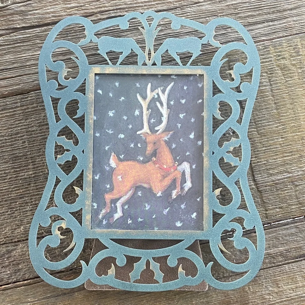Vintage metal deer lazer cut holiday chirstmas frame. Cabincore rustic country
